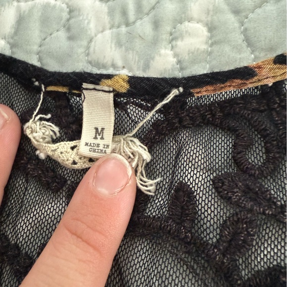 Buckle Gimmicks Black Floral Blouse - Picture 3 of 10